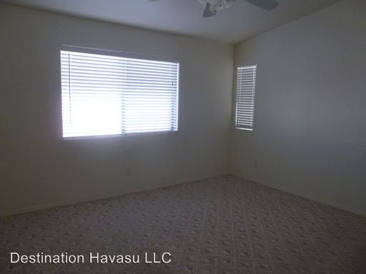 Building Photo - 741 Powder Dr