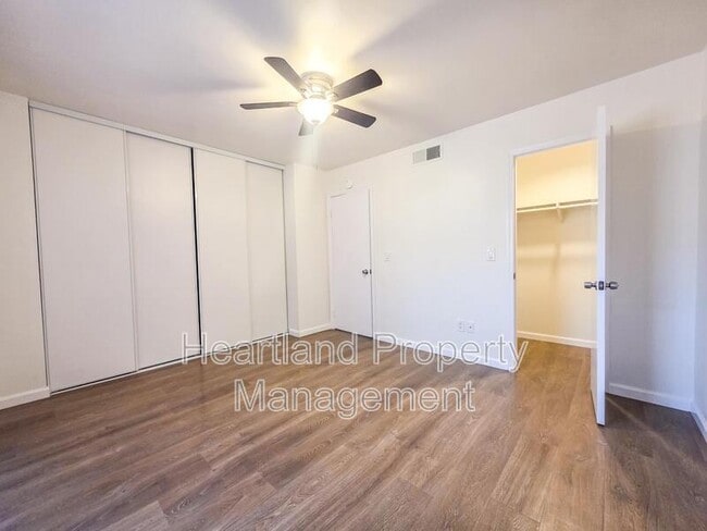 Foto del edificio - 284 Roanoke Rd