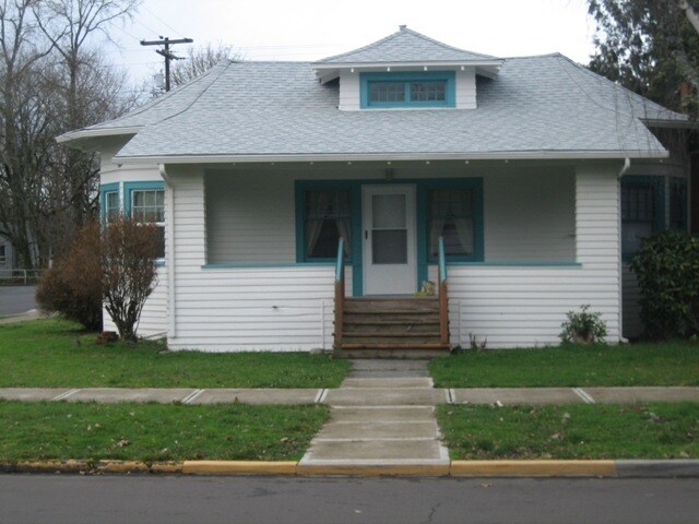 Building Photo - 2Bd/1Ba Single Story Home - Available Soon!