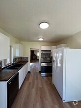 Building Photo - 220 18th Ave S