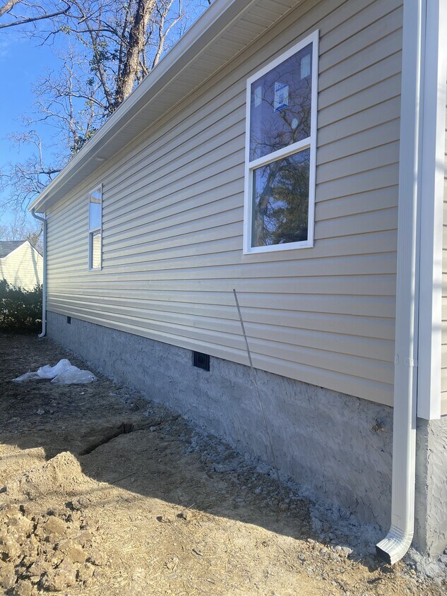 Foto principal - 804 N Moore Rd