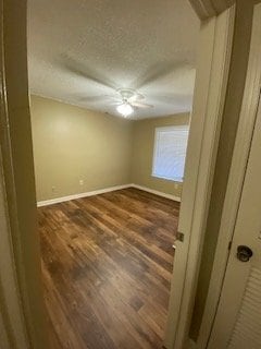 Building Photo - 4125 Queen Elizabeth Ct