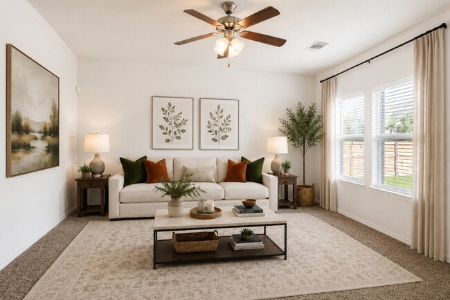 Building Photo - "Charming 3-Bed, 2-Bath Townhouse Retreat in Mesquite – Spacious 1586 Sq Ft on Woodshire Avenue!"...