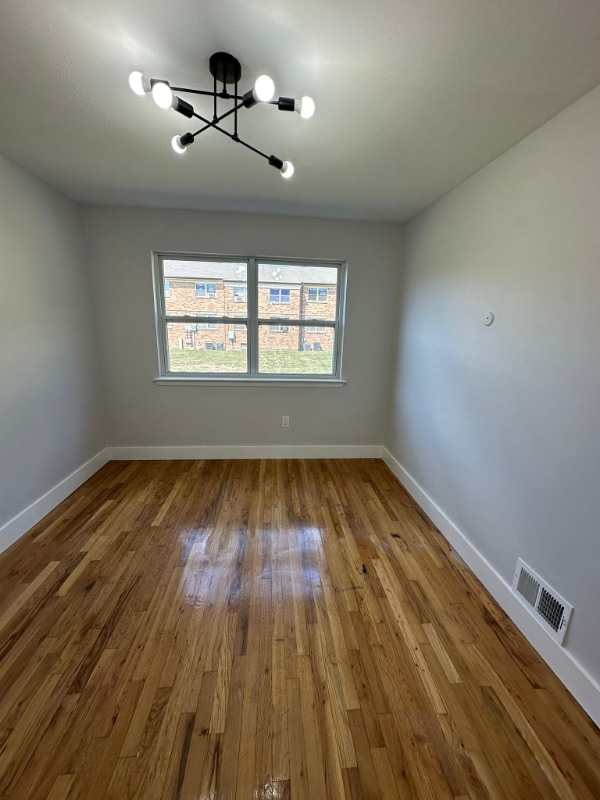 Foto del edificio - 1903 Country Ln