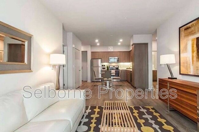 Foto del edificio - 5239 Claremont Ave