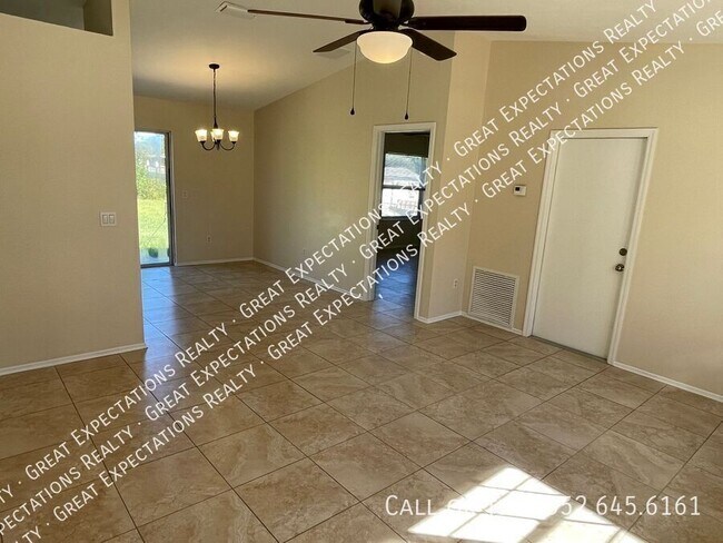 Building Photo - 7311 SE 110th Street Rd