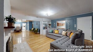 Foto del edificio - 146 Teakwood Ln