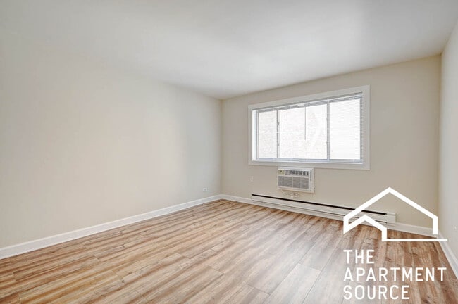 Foto del edificio - 5841 N Winthrop Ave