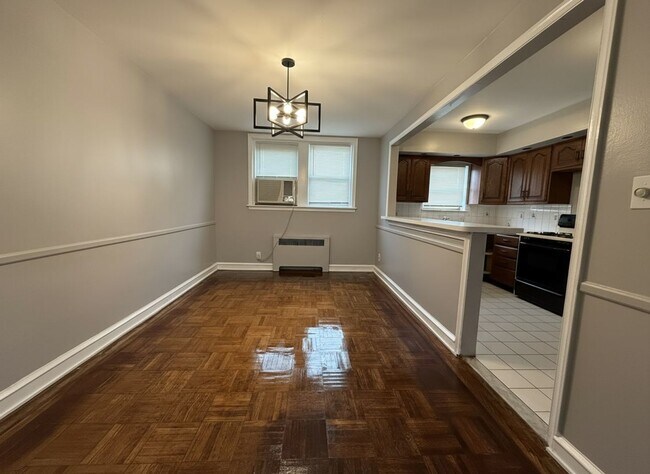 Foto del edificio - 1449 Elbridge St