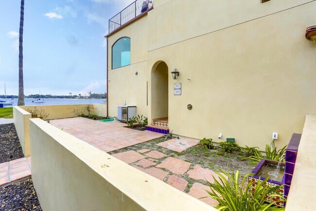 Foto del edificio - 3424 Bayside Walk