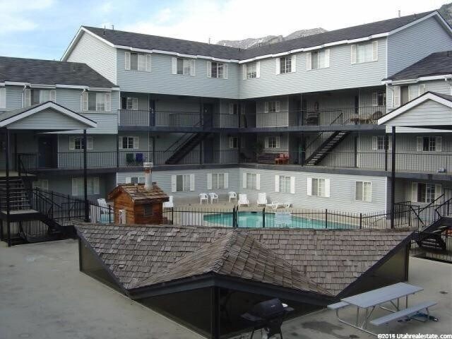 Building Photo - 642 N 200 E
