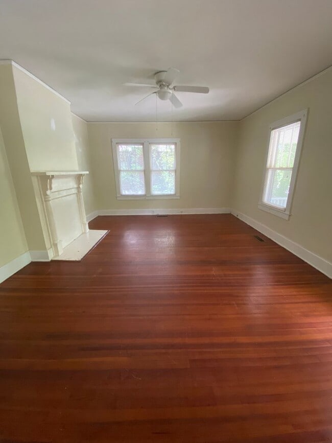 Foto del edificio - Historic Ranch Home