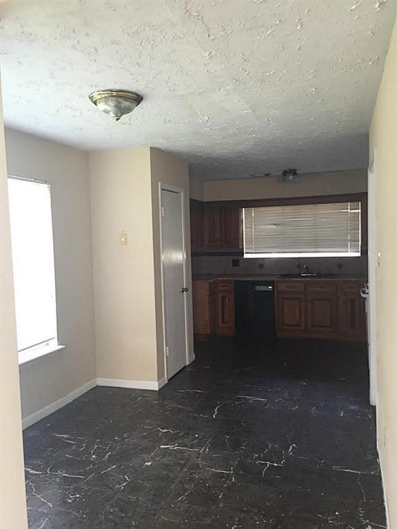 Foto del edificio - 15714 Baybriar Dr