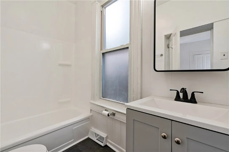 Foto del edificio - 216 Ridge Ave