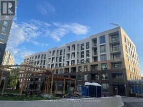 Building Photo - 8 Beverley Glen Blvd