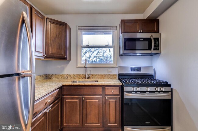 Foto del edificio - 500 S Courthouse Rd