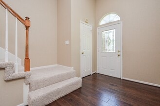 Building Photo - 10 Ridgecross Pl