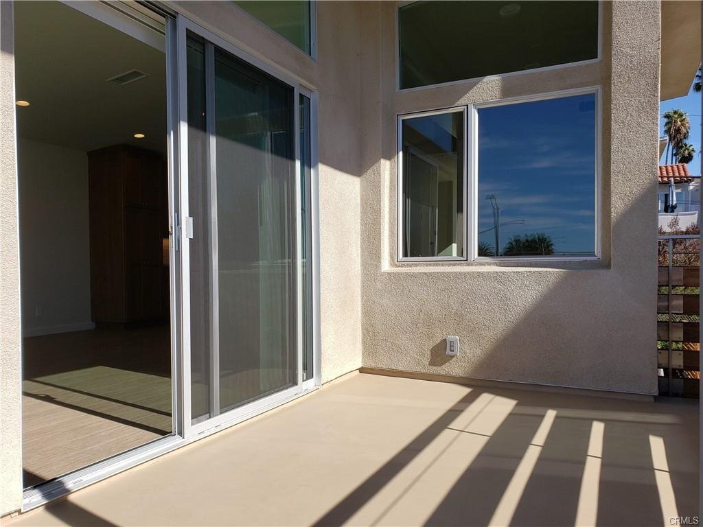 Primary Photo - 34610 Camino El Molino, San Clemente, CA 9...