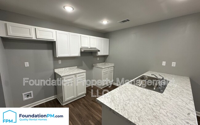 Foto del edificio - 3989 Willowview Ave