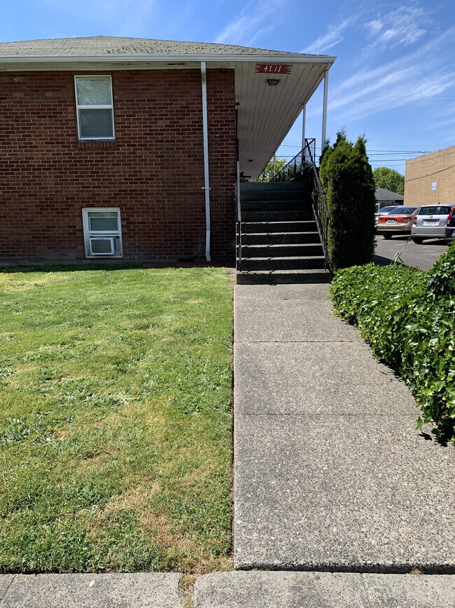 Foto del edificio - 4717 44th Ave SW