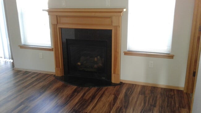 Foto del edificio - 2657 Brookdale Dr