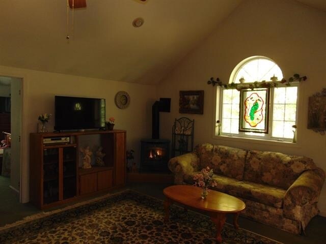 Foto del edificio - 15 Sandybrook Ln