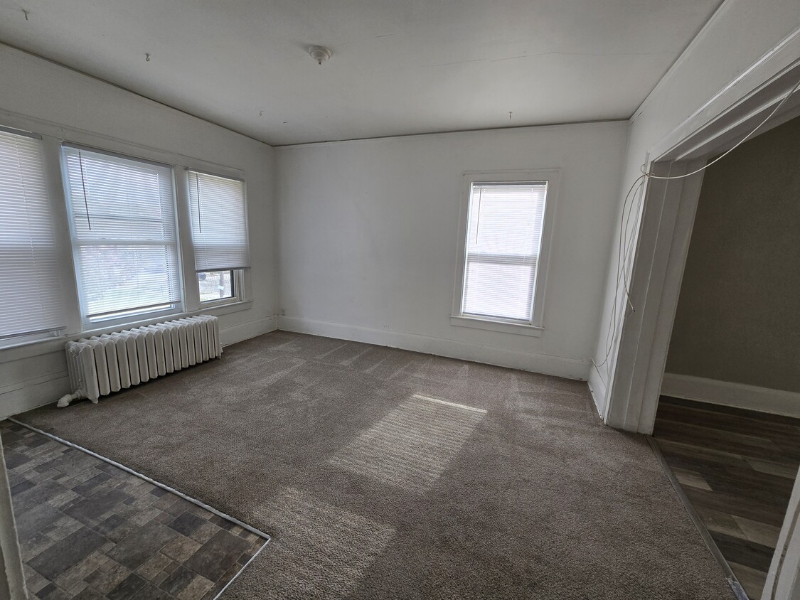 Foto principal - 1335 S 21st St