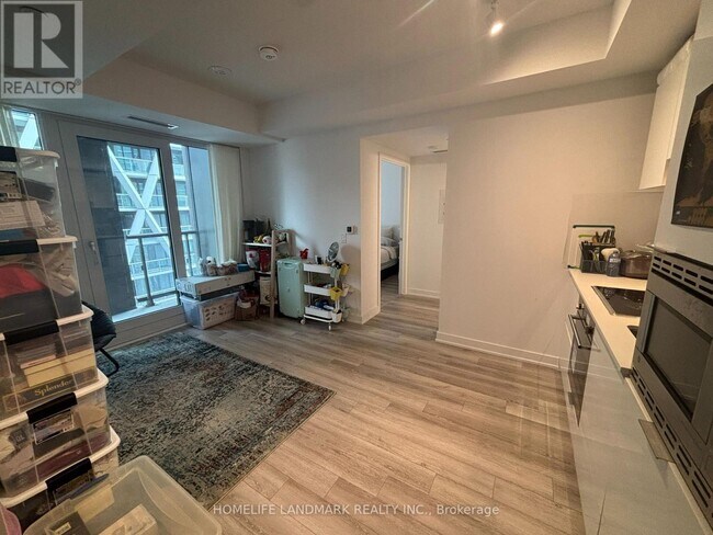 Photo du bâtiment - 238 Simcoe St