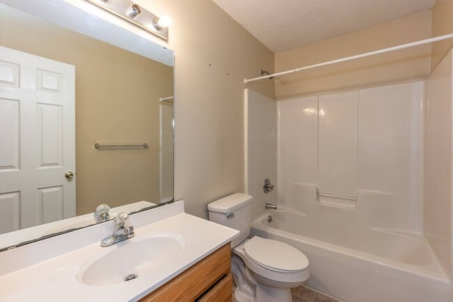 Building Photo - Kittrell Duplex 2