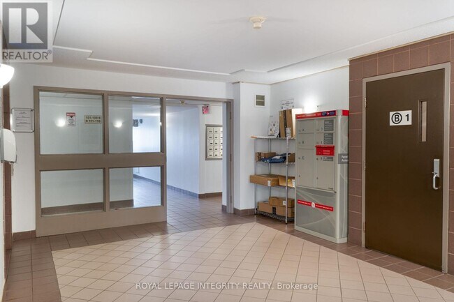 Photo du bâtiment - 270 Brittany Dr