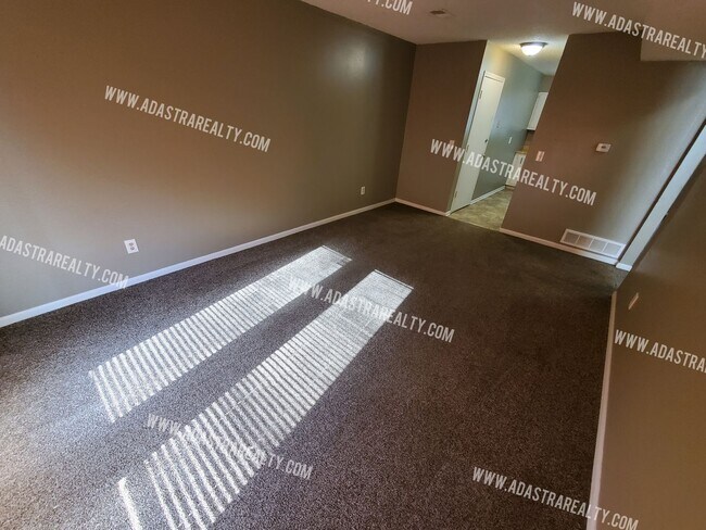 Foto del edificio - 809 N Washington St