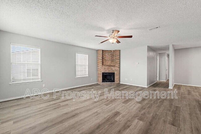 Building Photo - 4378 W Thrasher Dr