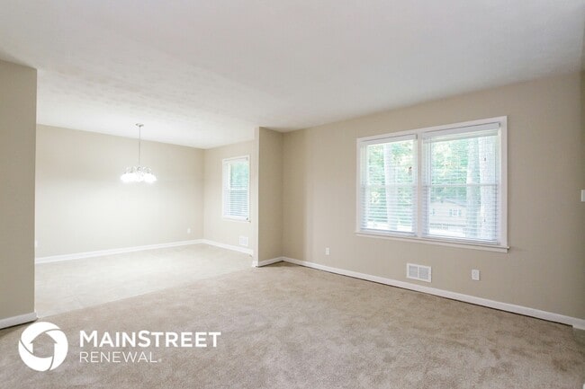 Foto del edificio - 418 Smyrna Powder Springs Rd SW