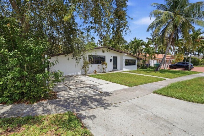 Foto del edificio - 21341 NE 25th Ct