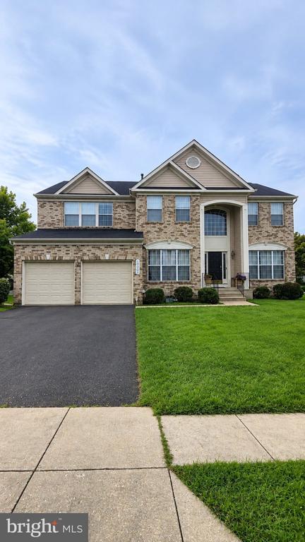 Building Photo - 10001 Gold Coast Ct