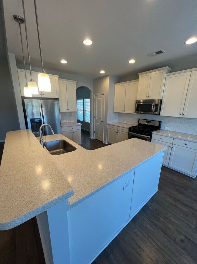 Foto del edificio - Large 3BR, 2BA in Windsor Plantation