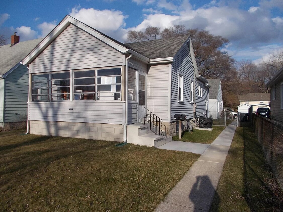 7207 Carolina Ave, Hammond, IN 46323 House for Rent in Hammond, IN