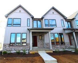 Building Photo - 37 Wingtip Ct