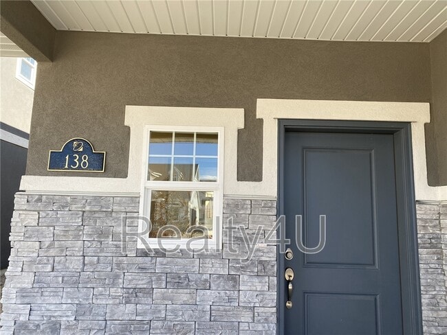 Building Photo - 138 E Crown Point Dr