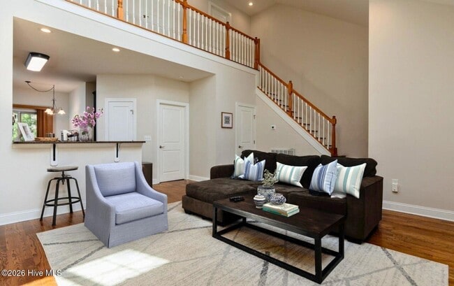 Foto del edificio - 22 Cypress Cir