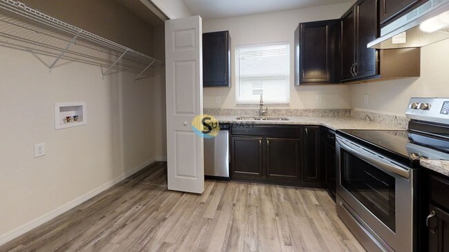 Foto del edificio - 8112 Juniper Rd