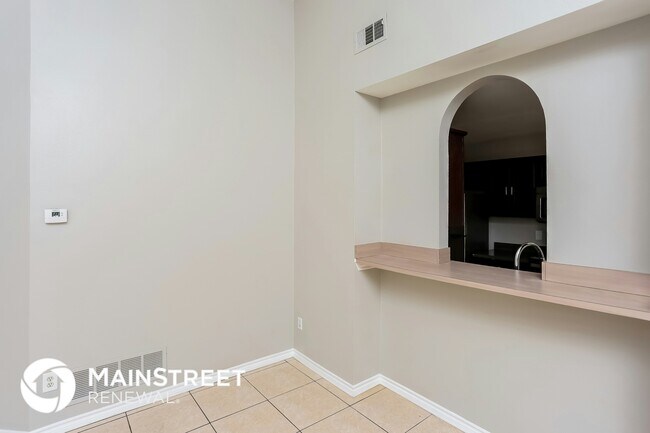 Foto del edificio - 335 Trout St