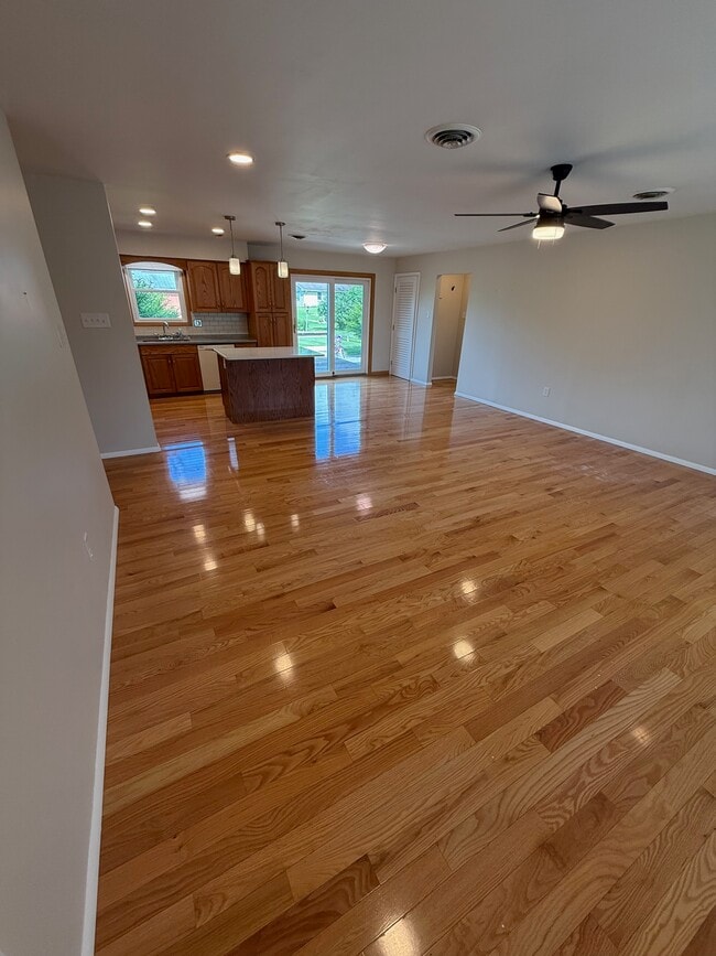 Open Floor Plan - 85 Buckthorn Dr