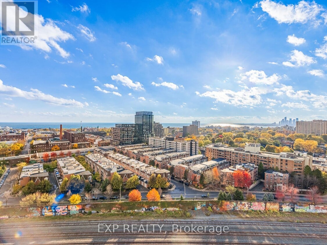 Photo principale - 1171 Queen St W