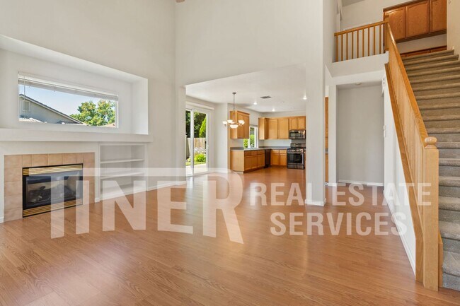 Building Photo - 551 Gage Ct