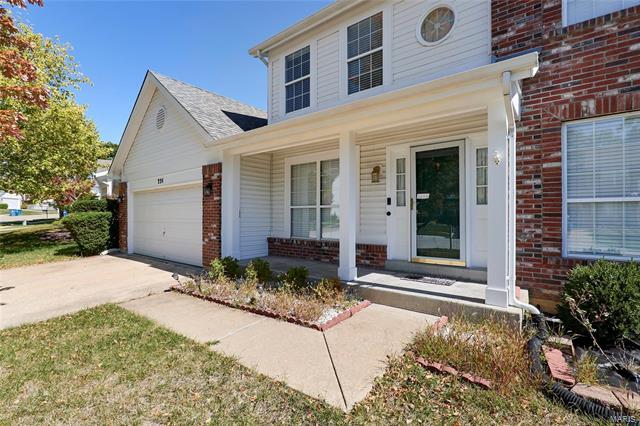 Building Photo - 226 Cheval Square Dr