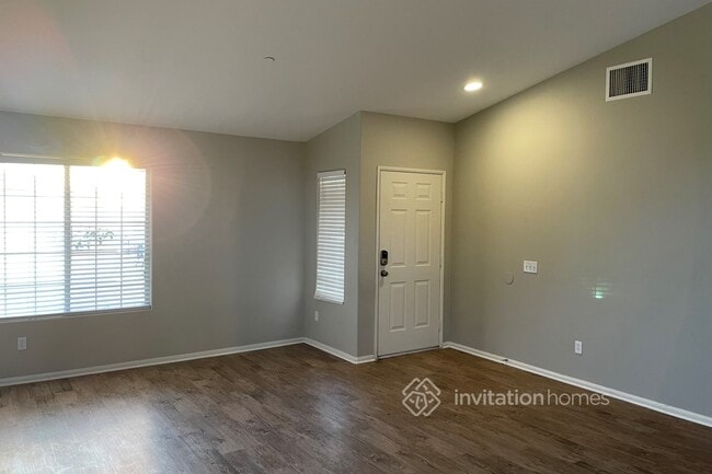 Foto del edificio - 4674 Jackson St