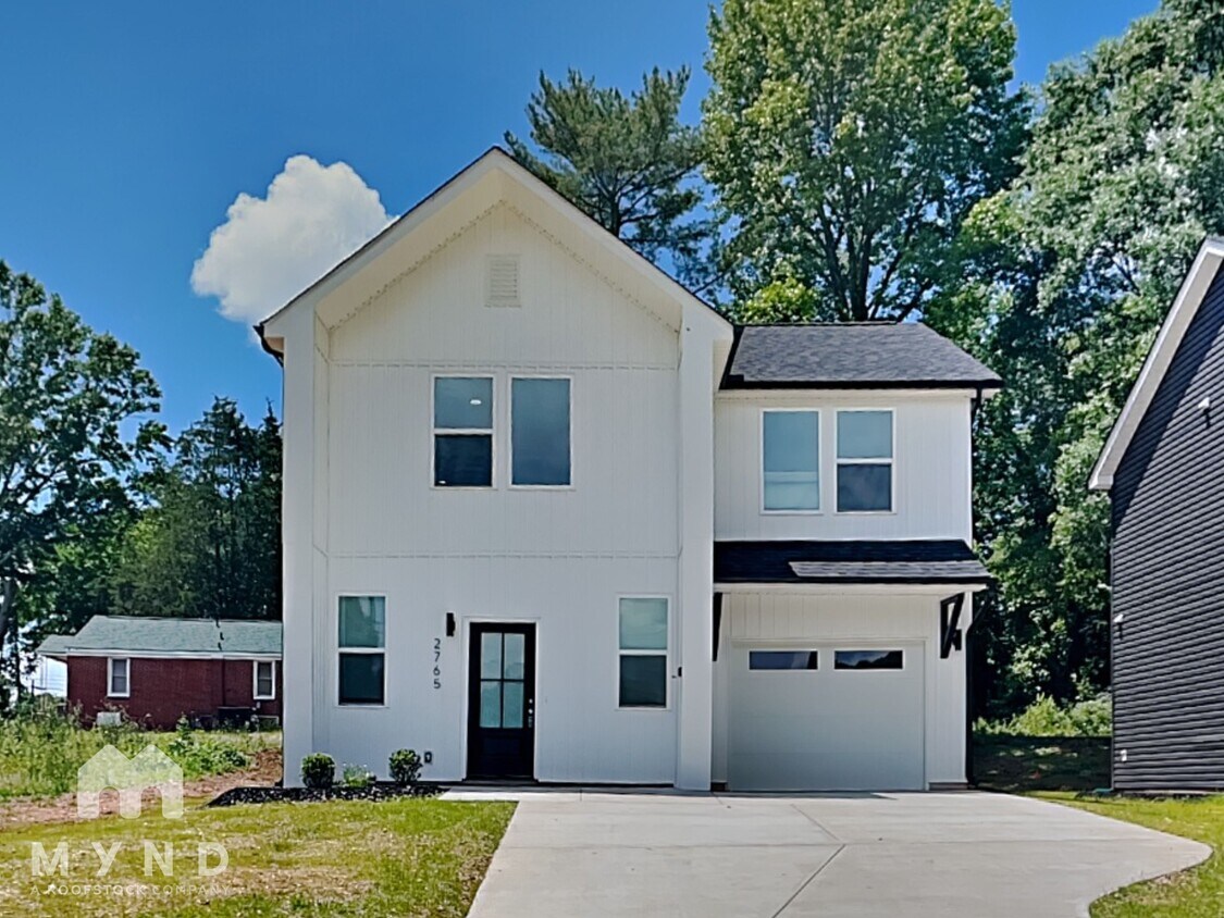 Foto principal - 2765 Bradford St