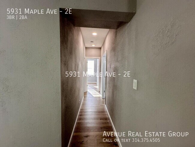 Foto del edificio - 5931 Maple Ave