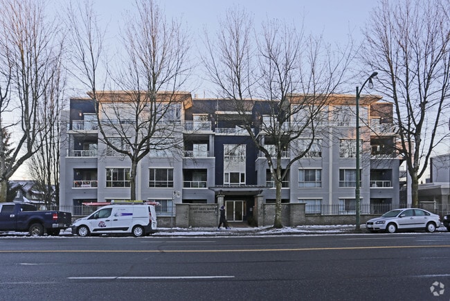 Building Photo - Point Grey Manor